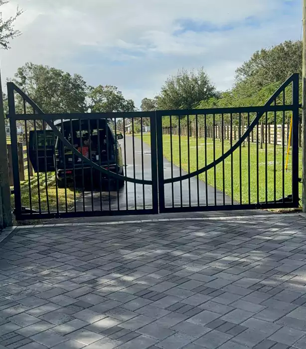 Swing Gate Repair Clarksville