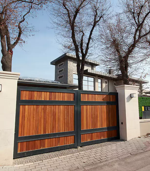 Wooden Gate Repair Clarksville